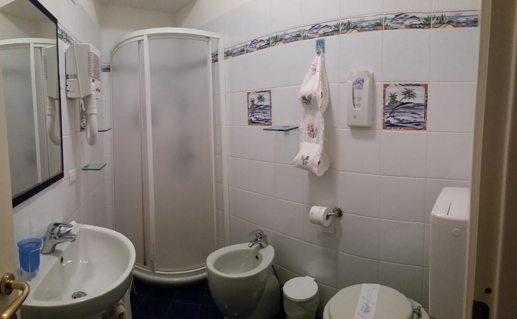 Affittacamere Da Carla Bonassola Cameră foto